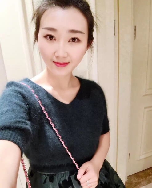 小妮的第三张照片--武夷山相亲网