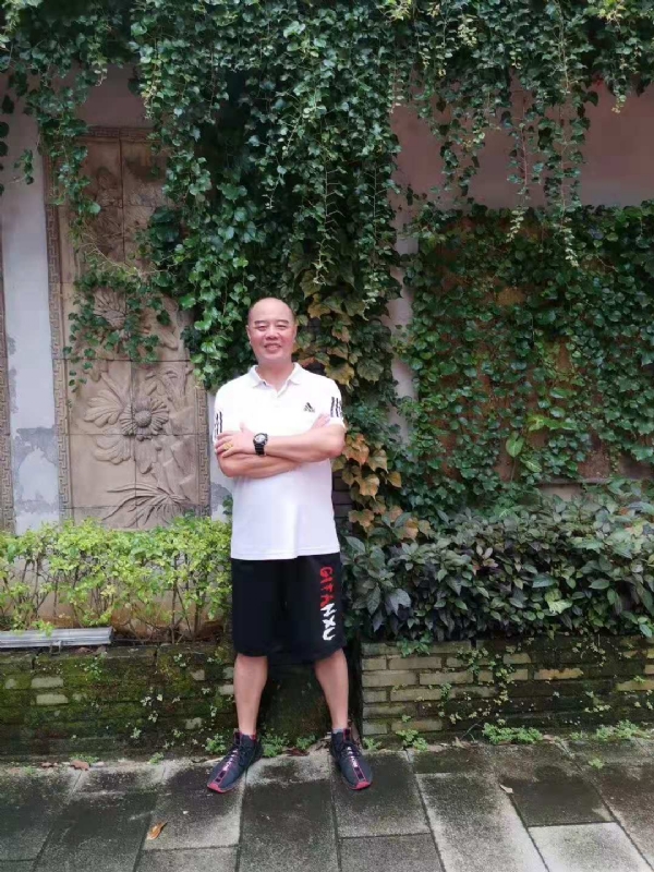 李国伟的第五张照片--武夷山相亲网