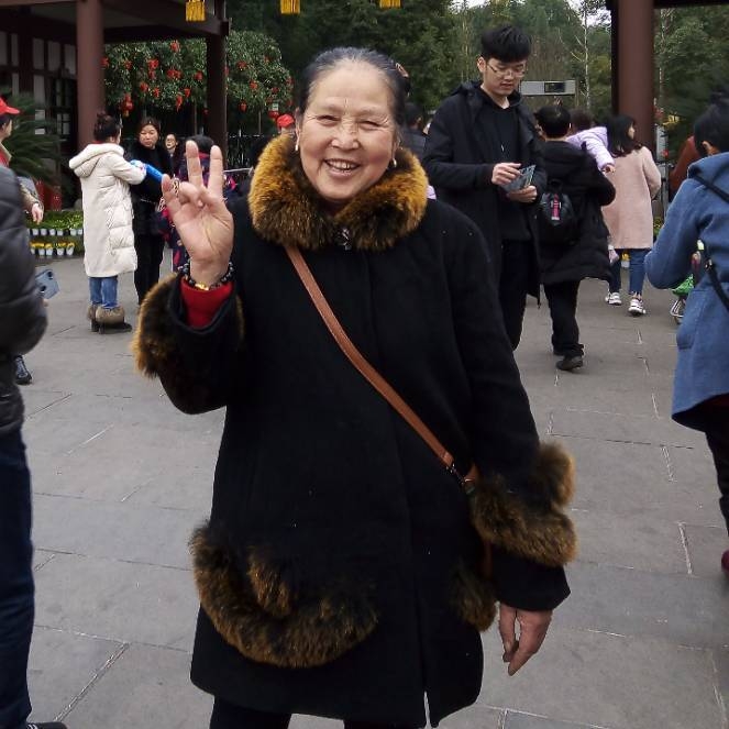 刘刘的第一张照片--武夷山相亲网