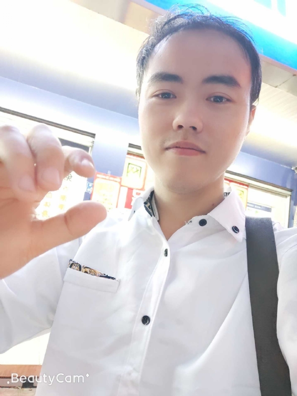 开心就好的第一张照片--武夷山相亲网
