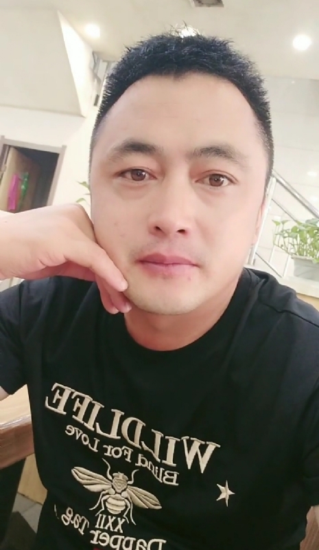 廖艾德的第一张照片--武夷山相亲网
