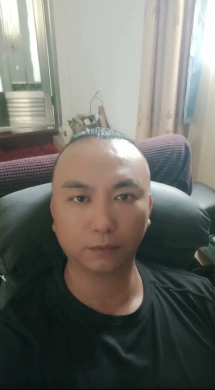施逸森的第一张照片--武夷山相亲网