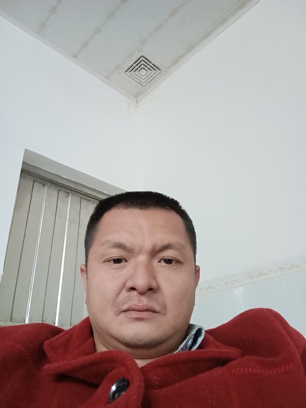 兰成龙的第一张照片--武夷山相亲网