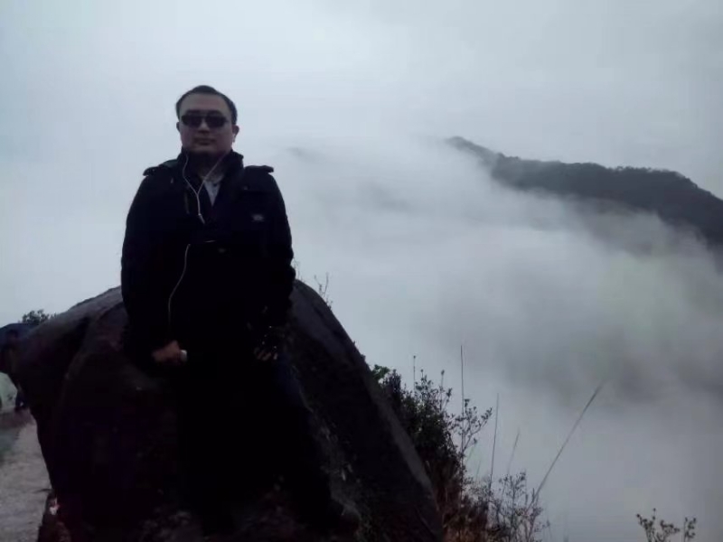 如影随形的第三张照片--武夷山相亲网